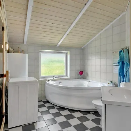 Сasa de vacaciones Pet Friendly In With Sauna